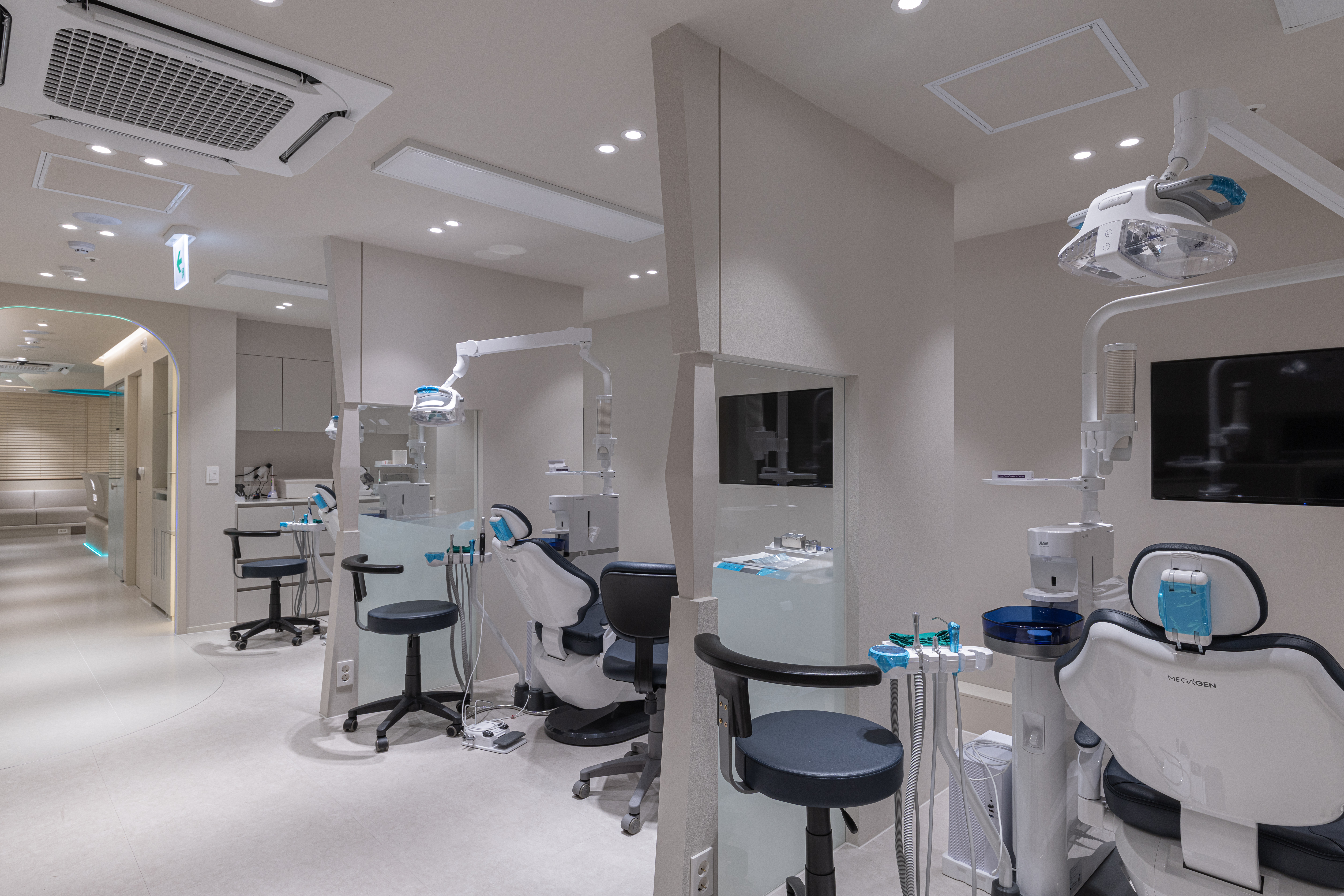 DIAN Dental Clinic — Hospital information