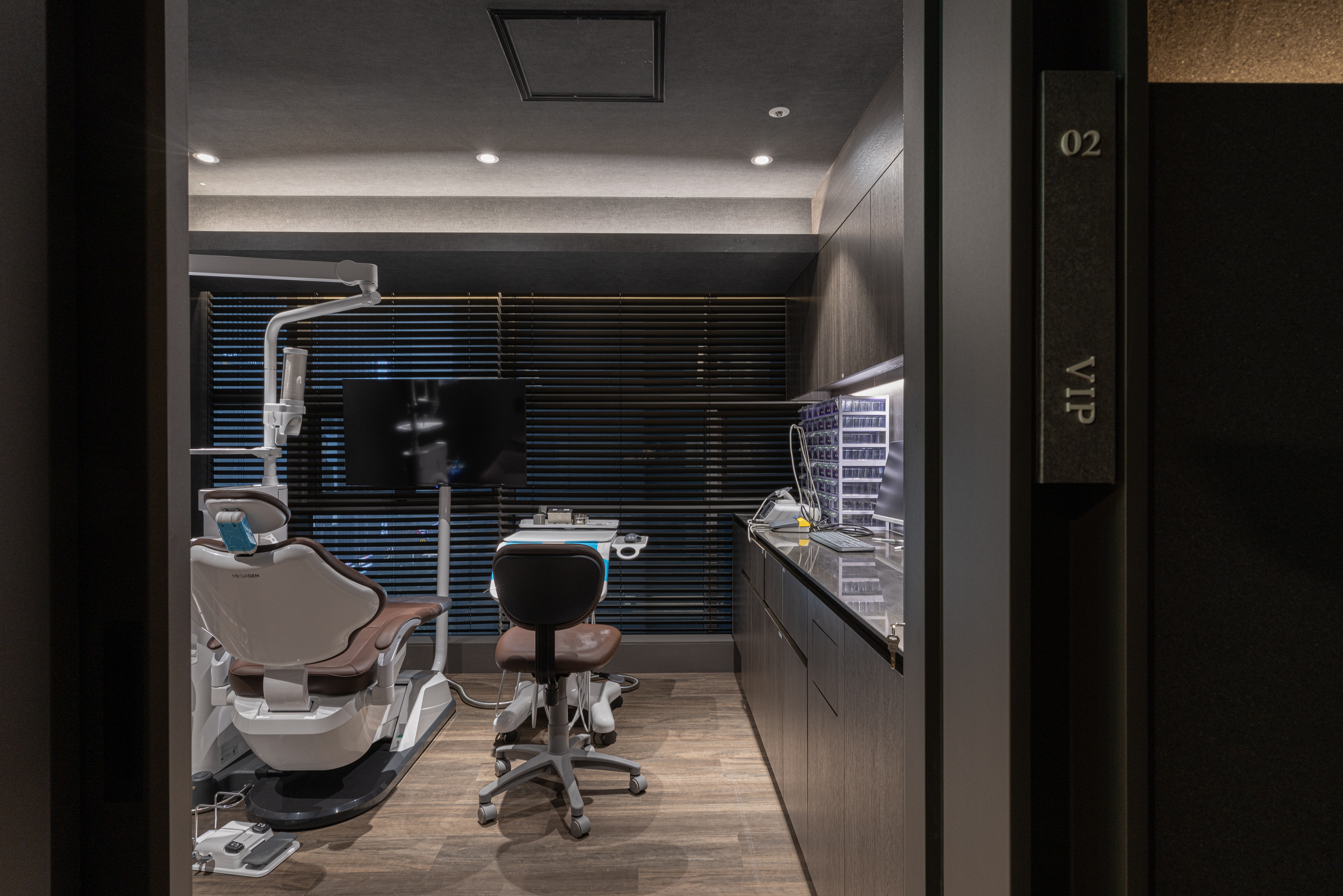DIAN Dental Clinic — Hospital information